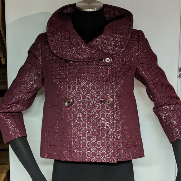 Isaac Mizrahi Jackets & Blazers - Cropped Jacket